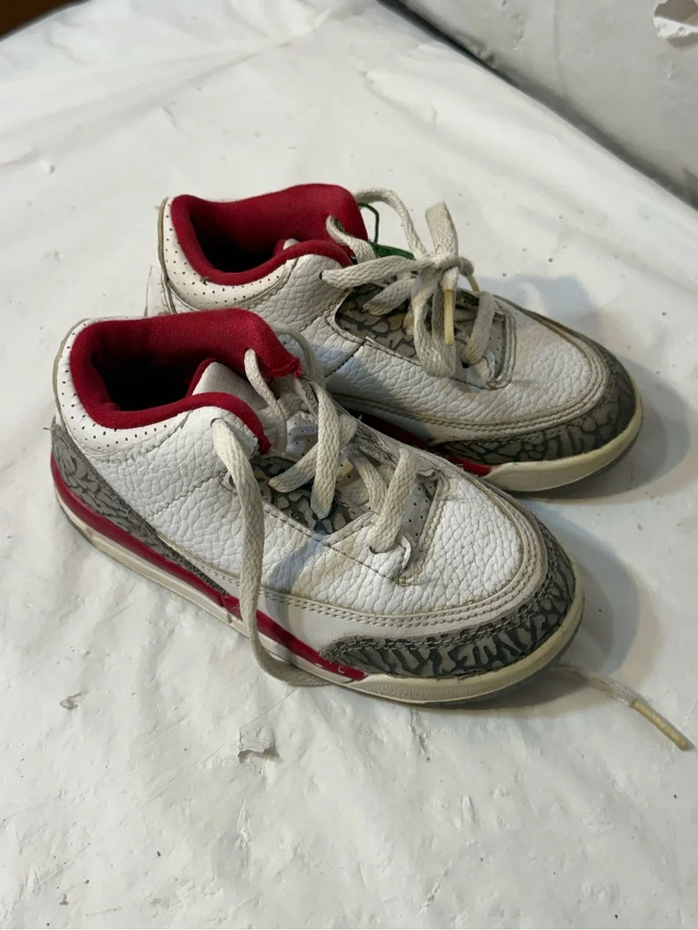 Jordan 3 Retro Cardinal Red toddler boy shoes size 9c